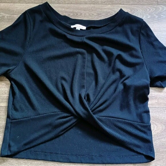 White Birch Ribbed Crop Top Shirt Size XL Black Twisted Front Short Sleeve - Picture 4 of 4